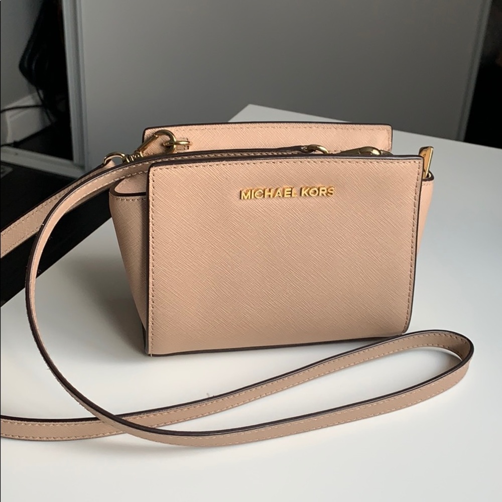 Michael Kors cross body bag